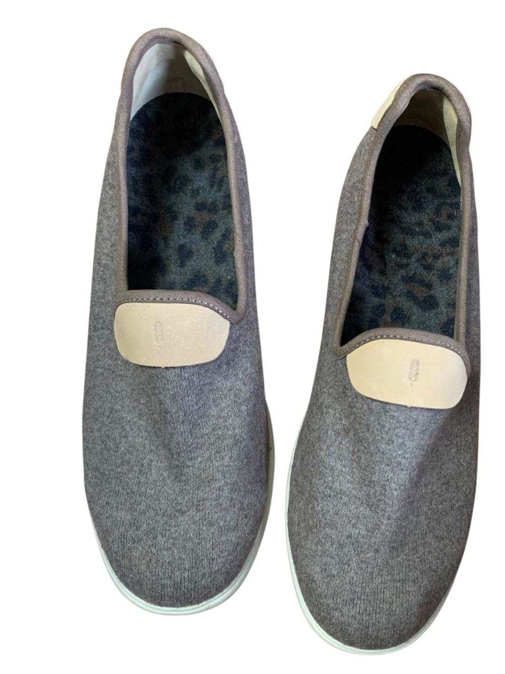 revitalign size 10 B Wool-Textured Gray Slip-On Loafers